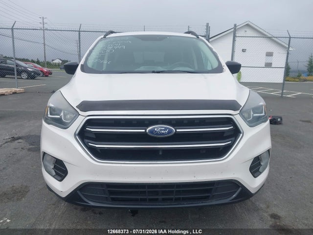1FMCU9G96HUB68641 Ford ESCAPE SE
