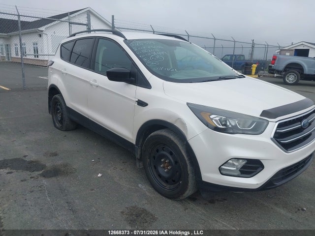 1FMCU9G96HUB68641 Ford ESCAPE SE