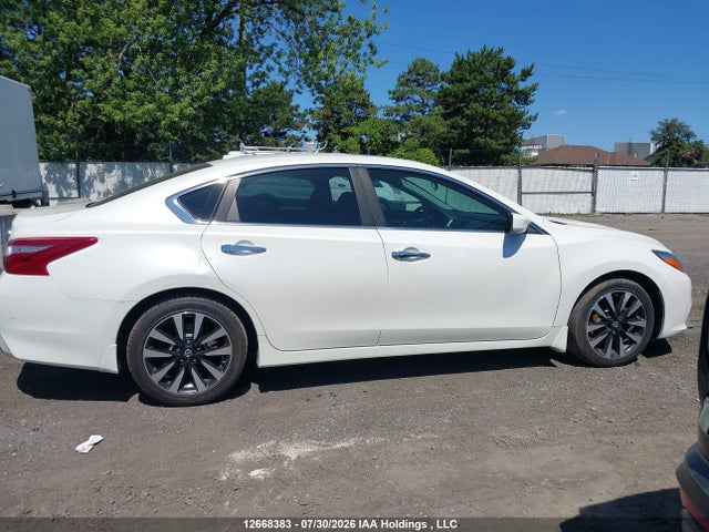 2018 Nissan Altima 2.5/s/sv/sl/sr მანქანა იყიდება აუქციონზე, vin: 1N4AL3AP4JC256897, აუქციონის ნომერი: 12668383