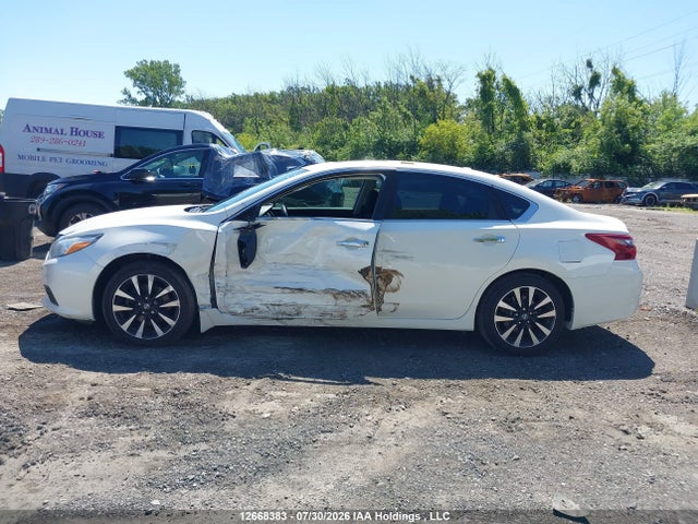 2018 Nissan Altima 2.5/s/sv/sl/sr მანქანა იყიდება აუქციონზე, vin: 1N4AL3AP4JC256897, აუქციონის ნომერი: 12668383