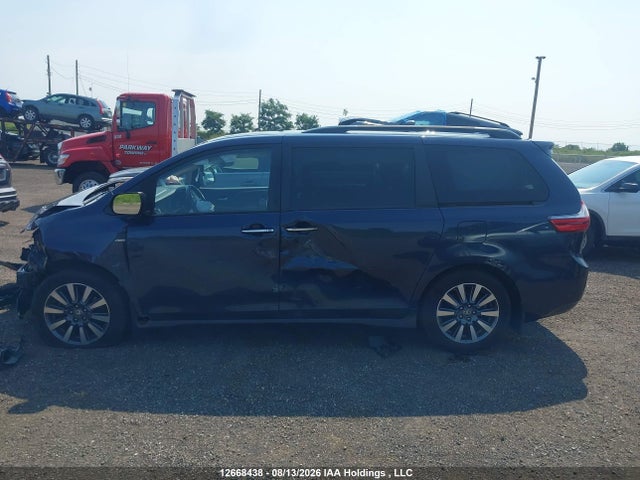 12668438 :رقم المزاد ، 5TDDZ3DC5LS245410 vin ، 2020 Toyota Sienna Xle 7-passenger مزاد بيع