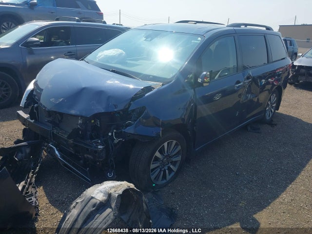 12668438 :رقم المزاد ، 5TDDZ3DC5LS245410 vin ، 2020 Toyota Sienna Xle 7-passenger مزاد بيع