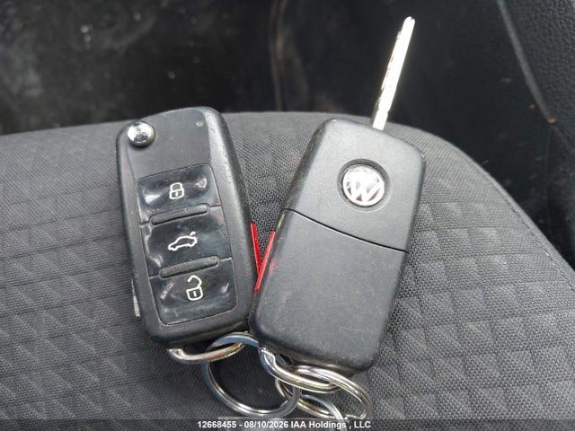 3VW2B7AJ0HM263789 Volkswagen Jetta 1.4 Tsi Trendline+