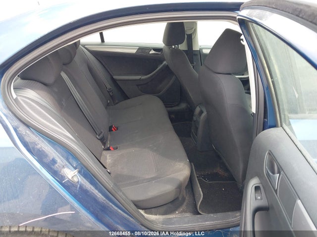 3VW2B7AJ0HM263789 Volkswagen Jetta 1.4 Tsi Trendline+