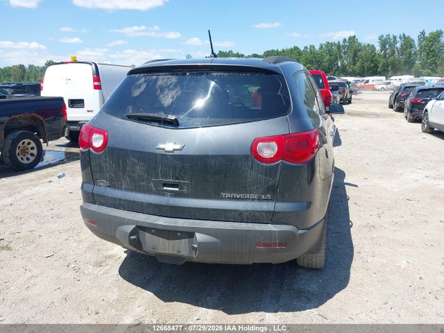 12668477 :رقم المزاد ، 1GNKREED0BJ329731 vin ، 2011 Chevrolet Traverse Ls مزاد بيع