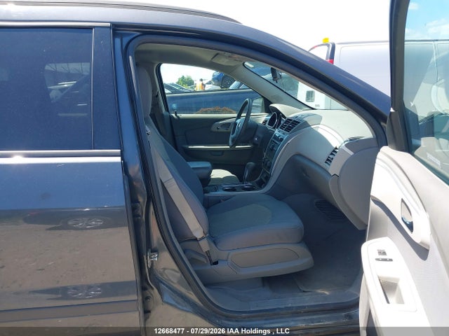 12668477 :رقم المزاد ، 1GNKREED0BJ329731 vin ، 2011 Chevrolet Traverse Ls مزاد بيع