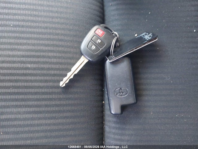 Toyota RAV4 LE 2016 2T3BFREV5GW504940 Image 11