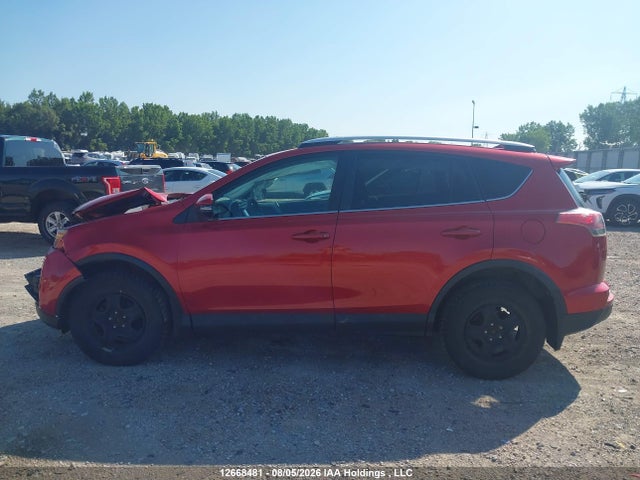 Toyota RAV4 LE 2016 2T3BFREV5GW504940 Image 14