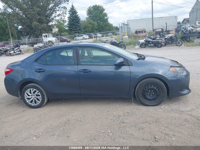 2017 Toyota Corolla Le მანქანა იყიდება აუქციონზე, vin: 2T1BURHE7HC930139, აუქციონის ნომერი: 12668489