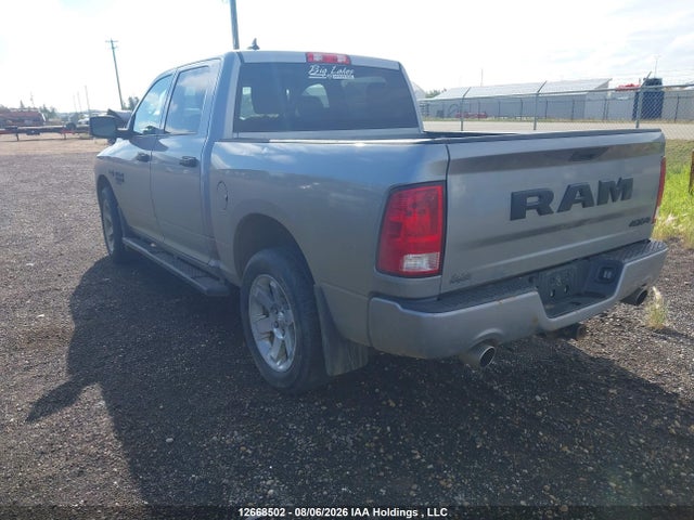12668502 :رقم المزاد ، 1C6RR7KT1KS744394 vin ، 2019 Ram 1500 Classic St مزاد بيع