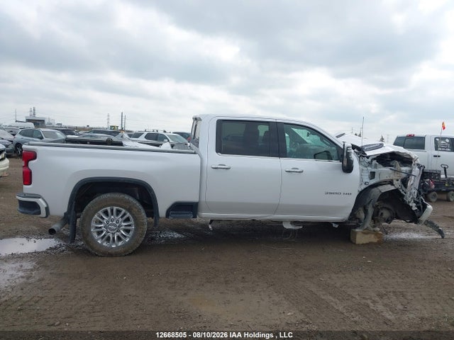2020 Chevrolet Silverado K3500 High Country მანქანა იყიდება აუქციონზე, vin: 1GC4YVEY7LF109806, აუქციონის ნომერი: 12668505