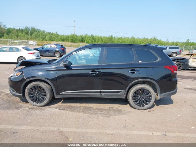 Продаж на аукціоні авто 2020 Mitsubishi Outlander Limited Edition/se/sel, vin: JA4JZ3AX7LZ615422, номер лоту: 12668507