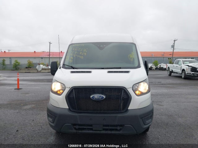 Ford Transit T-250 2024 1FTBR2C83RKA76440 Image 12