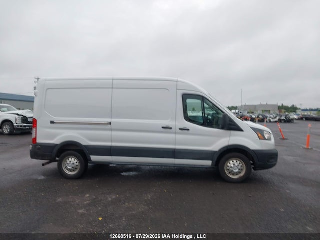 Ford Transit T-250 2024 1FTBR2C83RKA76440 Image 13