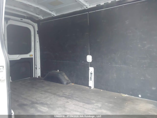 Ford Transit T-250 2024 1FTBR2C83RKA76440 Image 8