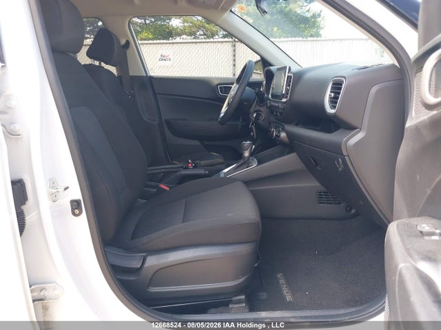 Hyundai Venue Essential 2024 KMHRB8A37RU294863 Image 5
