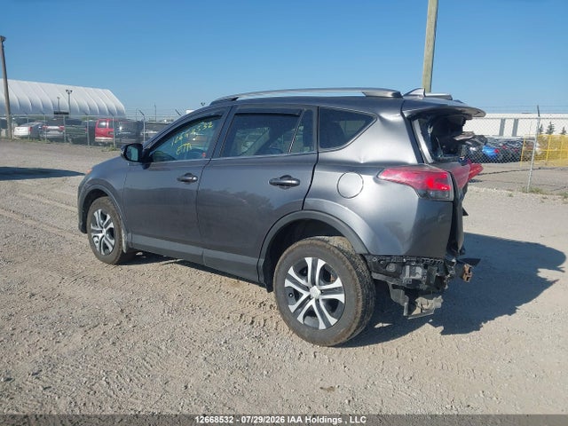 Toyota RAV4 LE 2017 2T3BFREV3HW627850 Image 3