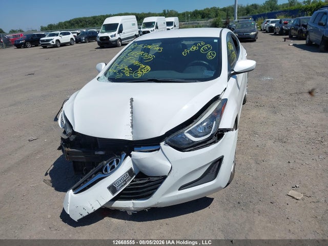 5NPDH4AE9FH573566 Hyundai Elantra Se/sport/limited