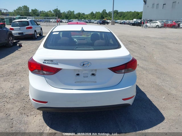 5NPDH4AE9FH573566 Hyundai Elantra Se/sport/limited