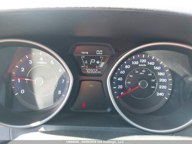 5NPDH4AE9FH573566 Hyundai Elantra Se/sport/limited
