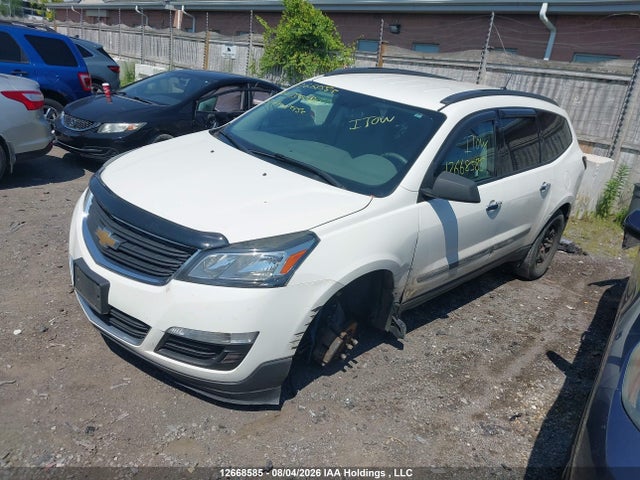 Chevrolet Traverse Ls 2015 1GNKRFED3FJ330044 Image 2