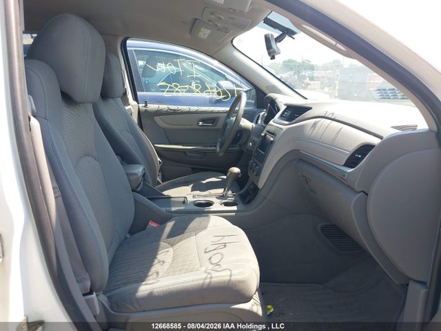 Chevrolet Traverse Ls 2015 1GNKRFED3FJ330044 Image 5