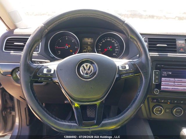 2015 Volkswagen Jetta 2.0 Tdi Comfortline მანქანა იყიდება აუქციონზე, vin: 3VWDA7AJ0FM224645, აუქციონის ნომერი: 12668592