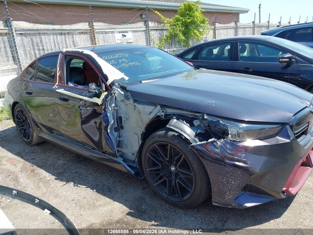 BMW M5 2025 WBS83FK00SCT09956 Image 13