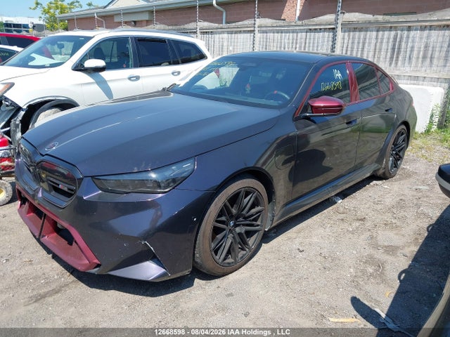 BMW M5 2025 WBS83FK00SCT09956 Image 2