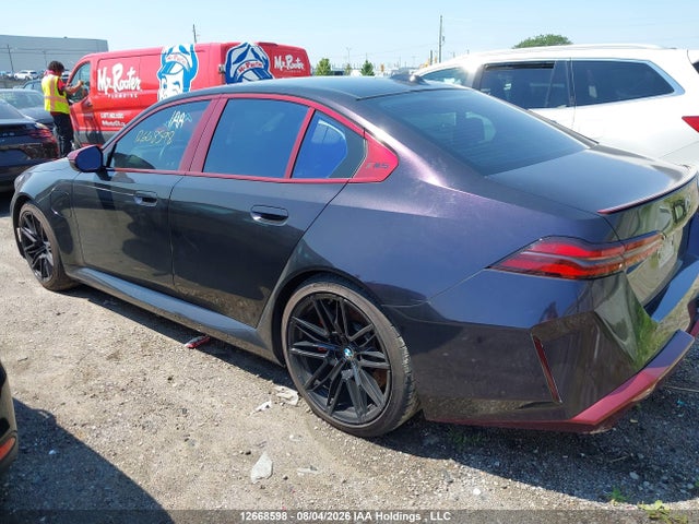BMW M5 2025 WBS83FK00SCT09956 Image 3