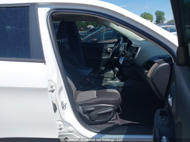 Продаж на аукціоні авто 2016 Jeep Cherokee Sport, vin: 1C4PJMAB3GW364035, номер лоту: 12668629