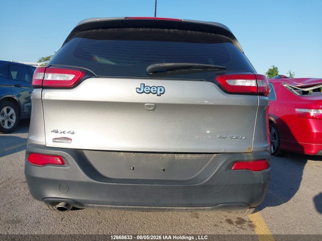 1C4PJMAB1GW170748 Jeep Cherokee Sport
