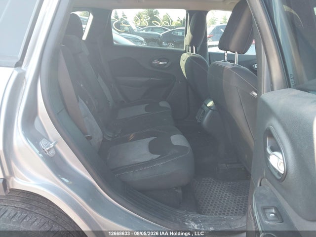 1C4PJMAB1GW170748 Jeep Cherokee Sport