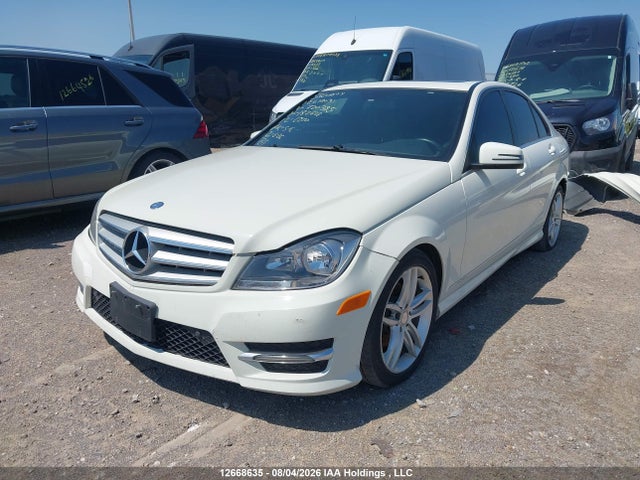 12668635 :رقم المزاد ، WDDGF8FB5CA720385 vin ، 2012 Mercedes-benz C 250 4matic مزاد بيع