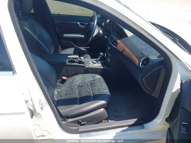 Aukcja sprzedaży 2012 Mercedes-benz C 250 4matic, vin: WDDGF8FB5CA720385, numer aukcji: 12668635