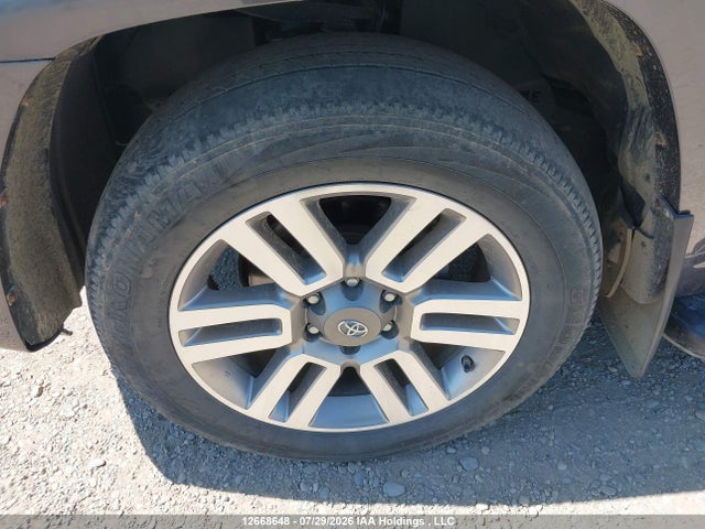 2013 Toyota 4runner Sr5 V6 მანქანა იყიდება აუქციონზე, vin: JTEBU5JR6D5142591, აუქციონის ნომერი: 12668648