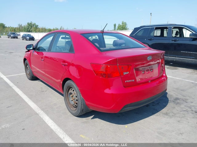 2013 Kia Forte მანქანა იყიდება აუქციონზე, vin: KNAFT4A23D5659950, აუქციონის ნომერი: 12668656