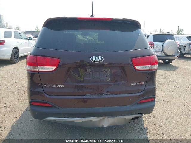 12668691 :رقم المزاد ، 5XYPHDA15GG034008 vin ، 2016 Kia Sorento Ex مزاد بيع