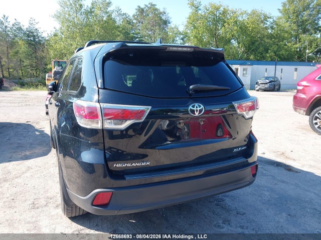 2016 Toyota Highlander Xle მანქანა იყიდება აუქციონზე, vin: 5TDJKRFH1GS501714, აუქციონის ნომერი: 12668693