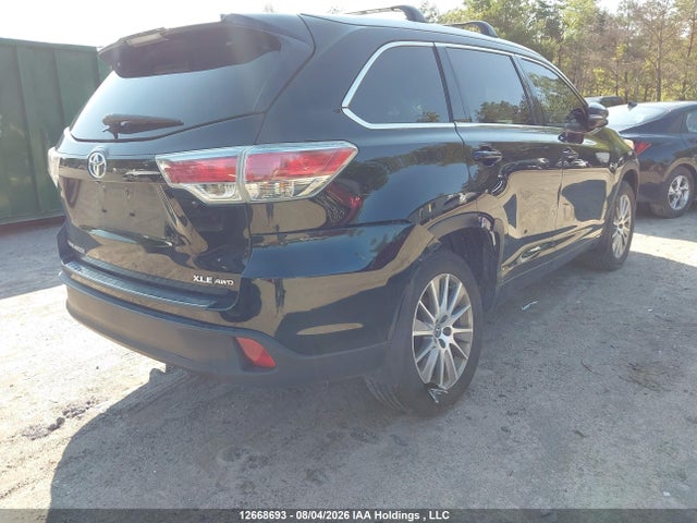 2016 Toyota Highlander Xle მანქანა იყიდება აუქციონზე, vin: 5TDJKRFH1GS501714, აუქციონის ნომერი: 12668693