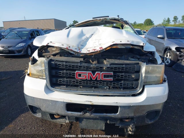 2007 Gmc Sierra K2500 Heavy Duty მანქანა იყიდება აუქციონზე, vin: 1GTHK24657E553750, აუქციონის ნომერი: 12668694