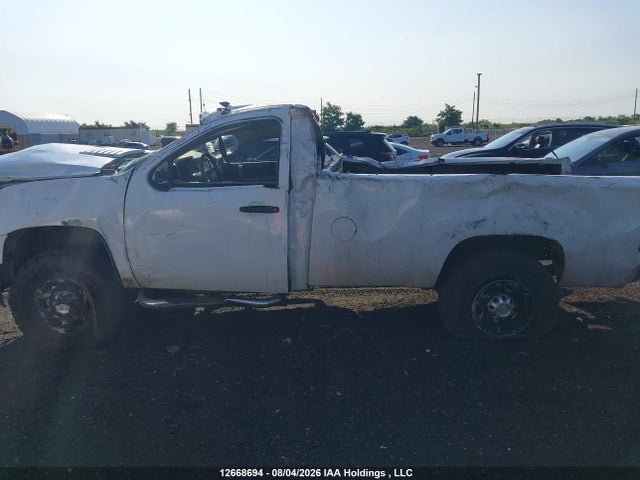 2007 Gmc Sierra K2500 Heavy Duty მანქანა იყიდება აუქციონზე, vin: 1GTHK24657E553750, აუქციონის ნომერი: 12668694