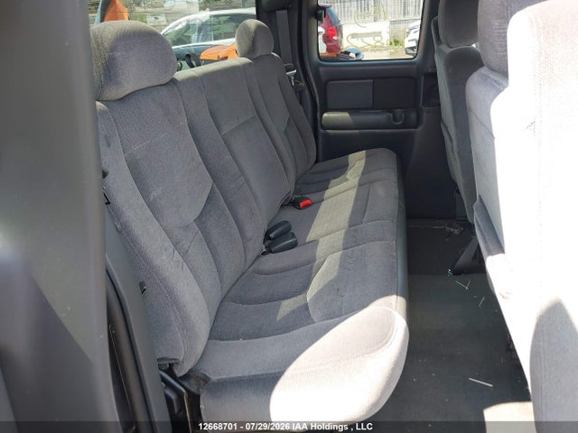 Продаж на аукціоні авто 2003 Gmc New Sierra C1500, vin: 2GTEC19V631221810, номер лоту: 12668701