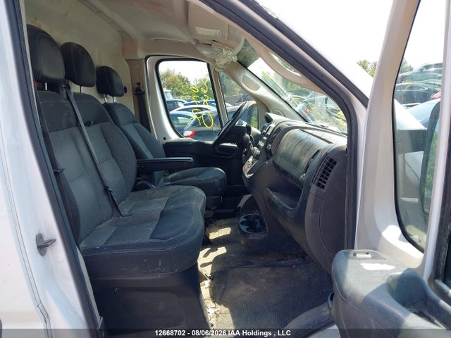 Продажа на аукционе авто 2020 Ram Promaster 1500 Low Roof 136 In. Wb, vin: 3C6TRVAG9LE127523, номер лота: 12668702