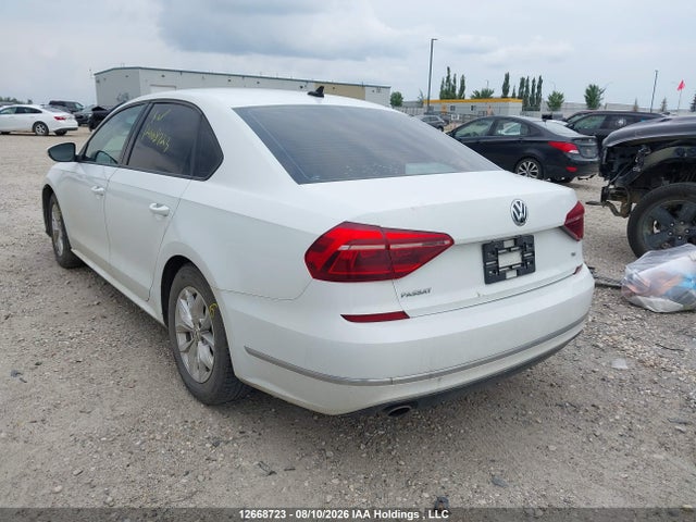 Продажа на аукционе авто 2018 Volkswagen Passat S/r-line, vin: 1VWAA7A37JC030743, номер лота: 12668723