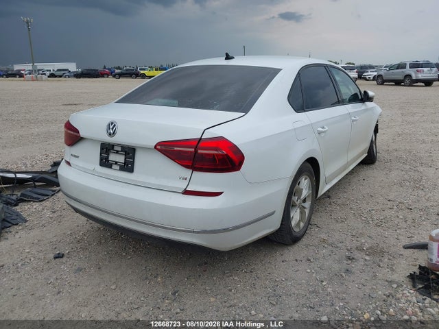 Продажа на аукционе авто 2018 Volkswagen Passat S/r-line, vin: 1VWAA7A37JC030743, номер лота: 12668723