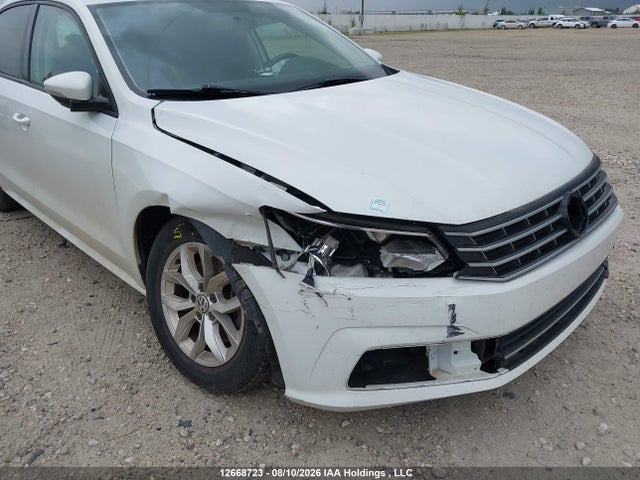 Продажа на аукционе авто 2018 Volkswagen Passat S/r-line, vin: 1VWAA7A37JC030743, номер лота: 12668723