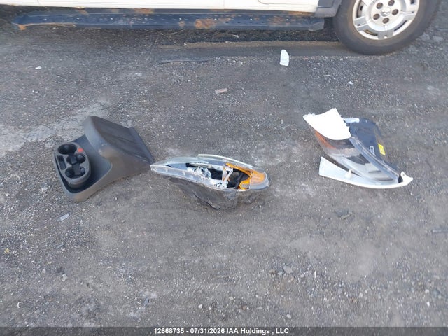 12668735 :رقم المزاد ، 3C6TRVDG5FE515834 vin ، 2015 Ram Promaster 2500 2500 High مزاد بيع