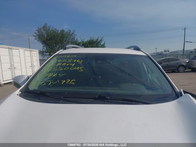 2T3BFREV9HW550045 Toyota RAV4 LE