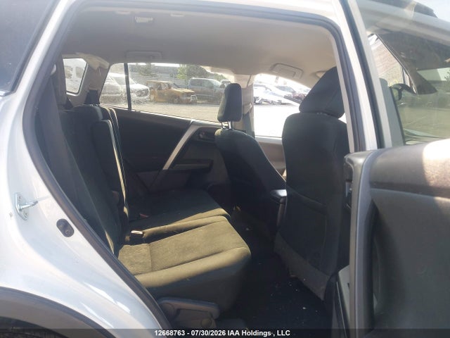 2T3BFREV9HW550045 Toyota RAV4 LE